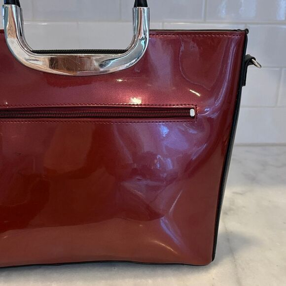 Beijo Bag Purse Handbag The Diva High Gloss Convertible Crossbody Satchel Bag - Picture 7 of 16